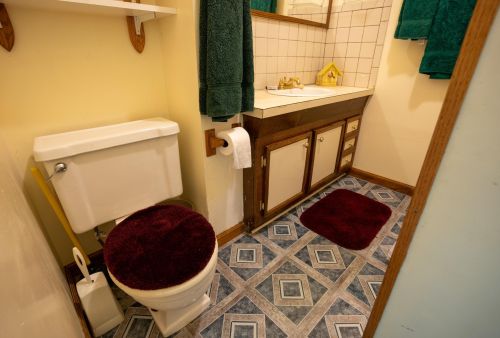 1571 Dyer Rd, Darbydale OH  43123-9738 exterior