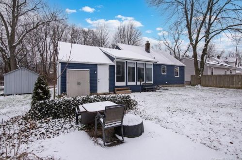 5 Meriline Ave, Plainville CT  06062-2422 exterior