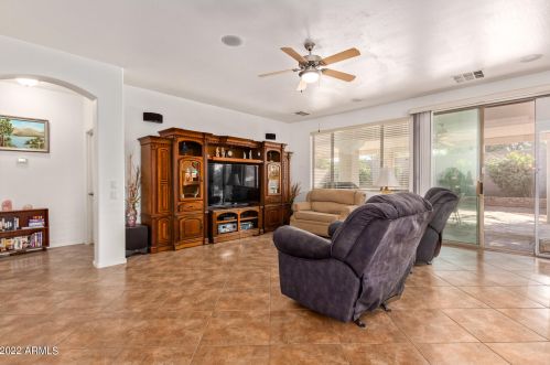 3739 Phelps St, Gilbert, AZ 85295-7226
