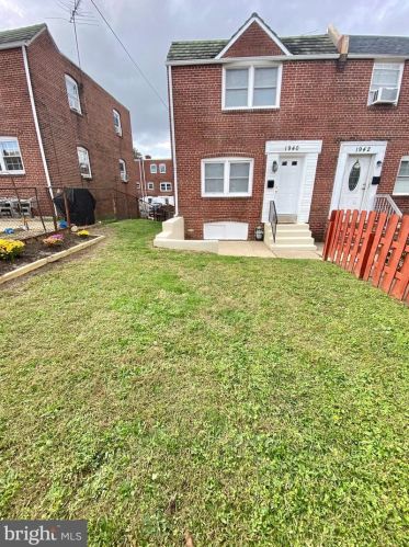 1940 Seneca Rd, Wilmington, DE 19805-4129