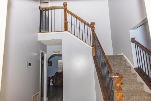 1032 Legacy Ln, Pataskala OH  43062-8078 exterior