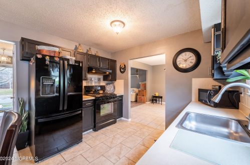 444 Vista Ct, Bricktown NJ  08724-5313 exterior