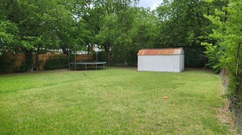 1609 Fagan Dr, Fort Worth, TX 76131-1011