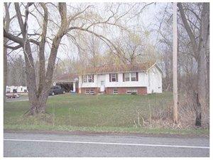 3289 Hess Rd, Pendleton, NY 14094-9470