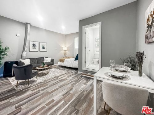 2944 Ronald St, Riverside CA  92506-4150 exterior