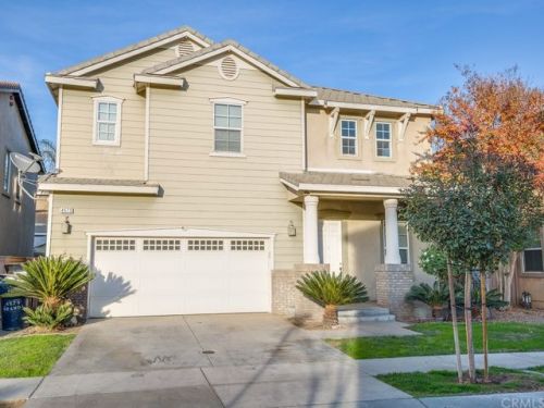 4573 Brandi Ln, Riverside, CA 92501-4304