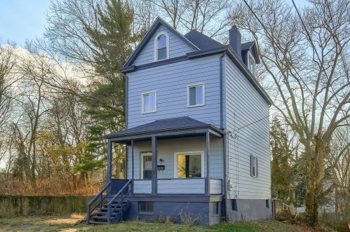 2419 Hazelton St, Pittsburgh, PA 15214-3310