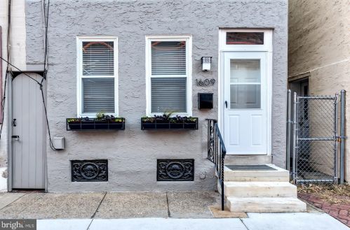 1609 Berks St, Philadelphia PA  19121-0033 exterior