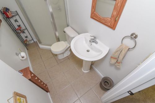 8883 Valley Circle Dr, Florence KY  41042-9523 exterior