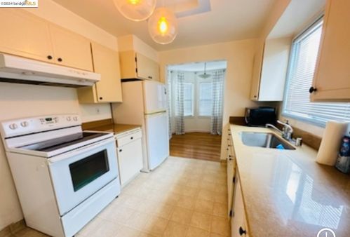 6120 Panama Ave, Richmond CA  94804-5524 exterior