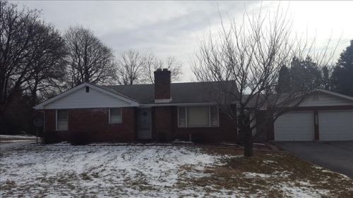 4786 Maple Dr, Walnutport PA  18088-9325 exterior