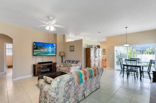 13030 Royal Fern Dr, Orlando, FL 32828-7720