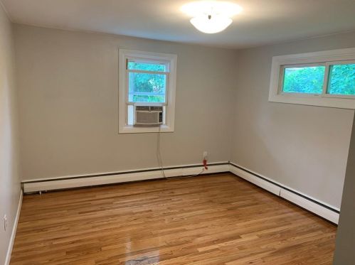 23 Pearl Ave, North Providence RI  02905-2639 exterior