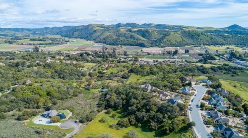 245 Plancha Way, Pismo Beach CA  93420-4611 exterior