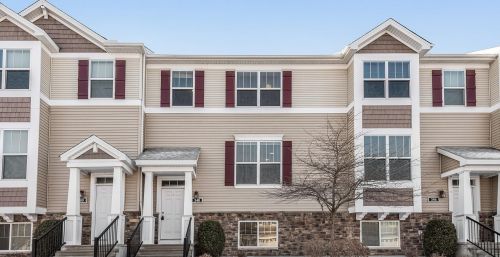 348 Jolly Ln, Minneapolis, MN 55421-5049