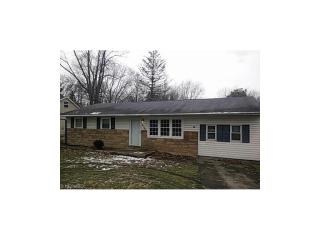 3181 Spencer Dr, Geneva On The Lake, OH 44041-9280