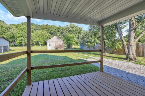 18602 Laurel St, Laurelville OH  exterior