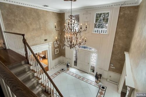 511 Hampton Hill Rd, Franklin Lakes, NJ 07417-1029