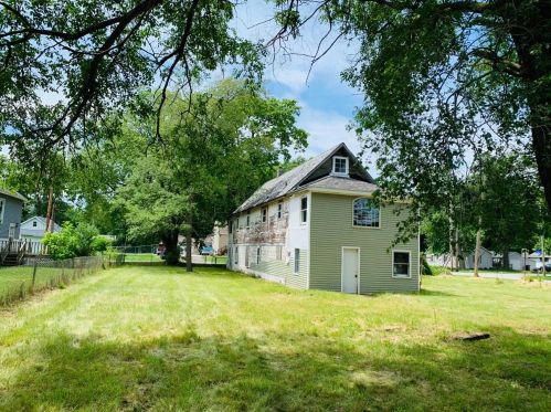 3609 Indiana St, Hobart, IN 46342-1048