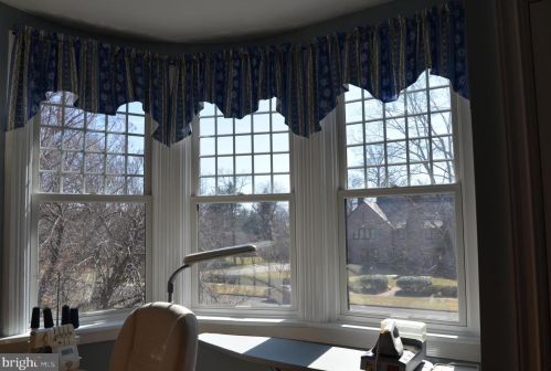 205 Lippincott Ave, Riverton NJ  08077-1309 exterior