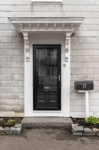 6 Woodside St, Salem MA 01970-1616 exterior