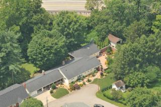 530 Linden Ave, Sistersville, WV 26175-1054