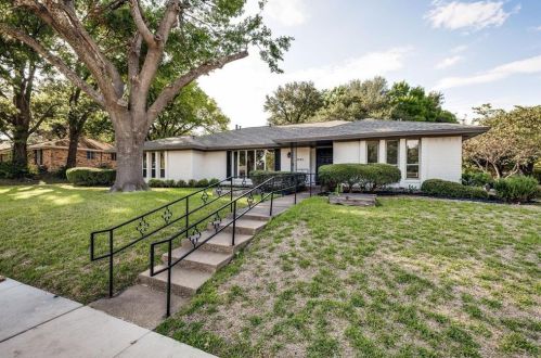 1501 Westridge Dr, Plano TX  75075-8570 exterior