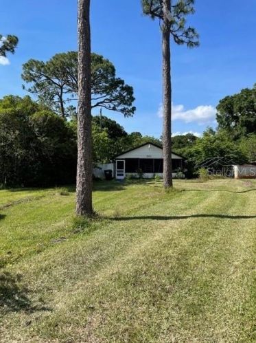 2713 Carolyn Ave, Orlando, FL 32810-5266