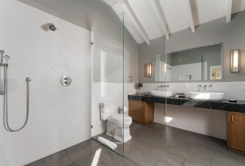 1564 Ramona Ln, Santa Barbara CA  93108-2634 exterior