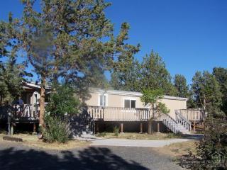 65350 Kiowa Dr, Bend, OR 97701-8965