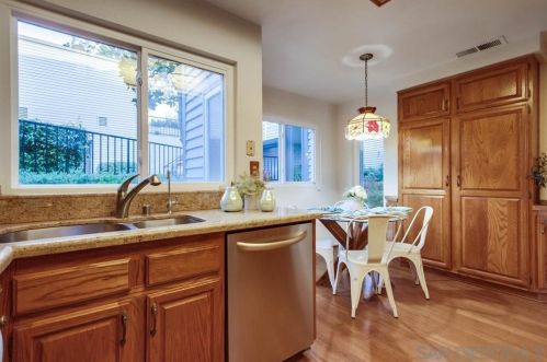 11026 Caminito Vista Pacifica, San Diego CA 92131-3301 exterior