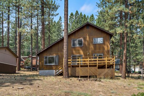 1857 Jicarilla Dr, South Lake Tahoe, CA 96150-5800