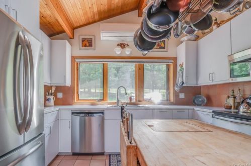 238 Mcmanus Rd, Patterson NY  12563-2930 exterior