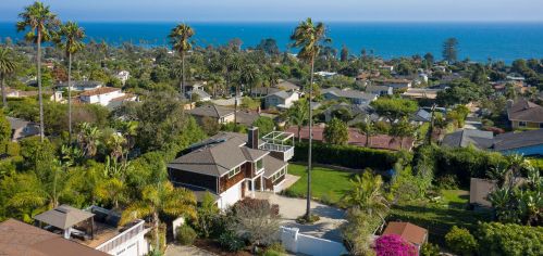 1539 Cliff Dr, Santa Barbara CA  93109-1733 exterior