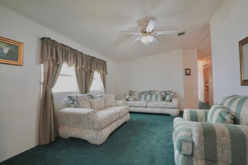 939 Wren Cir, Sebastian FL  32976-7508 exterior