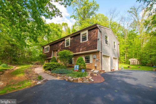 100 Hilldale Rd, Etters, PA 17319-9469