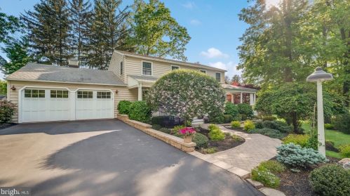 109 Crestwood Cir, Lansdale, PA 19446-1738