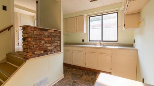 731 Hillville Rd, Karns City PA  16041-3303 exterior