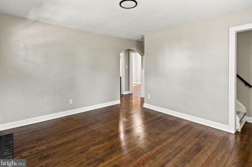 8 Morse Ave, Trenton NJ  08638-3517 exterior