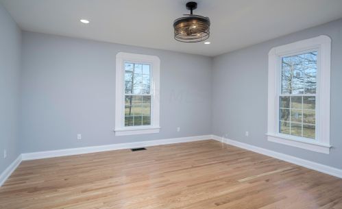 3255 White Rd, Washington Court House OH  43160-9223 exterior