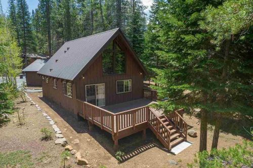 12141 Bernese Ln, Truckee, CA 96161-6032