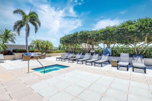 9115 Strada Pl, Naples FL  34108-2883 exterior