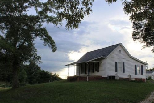 6513 Pine Grove Rd, Knoxville, TN 37914-9409