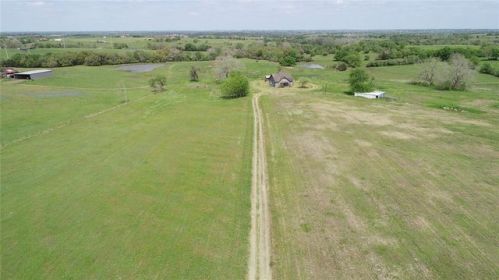 6472 Fm 2502, Welcome, TX 78944-5118