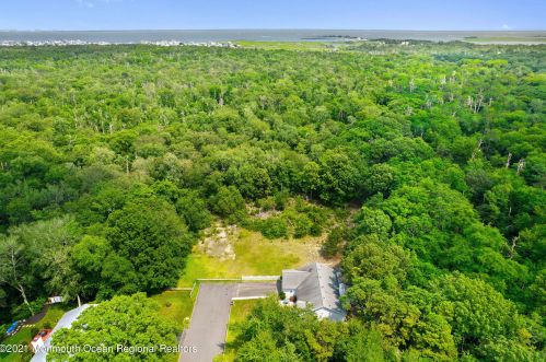 38 Jeanette St, Berkeley Township NJ  08721-3517 exterior