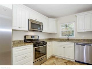 410 Roosevelt Blvd, Portsmouth, VA 23701-4117