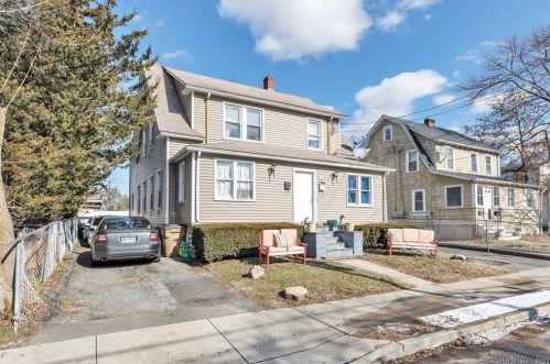 12 Center Ter, Stamford, CT 06906-1724