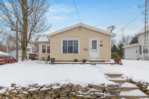 216 Carter Ave, Bellefontaine, OH 43311-1604