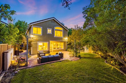 7577 Trotter Way, Pleasanton CA  94566-3121 exterior