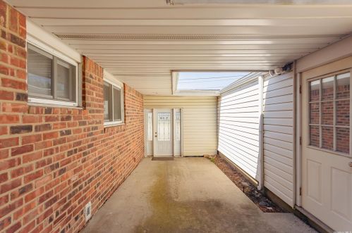 136 Central Park Rd, Hicksville NY 11803-2030 exterior